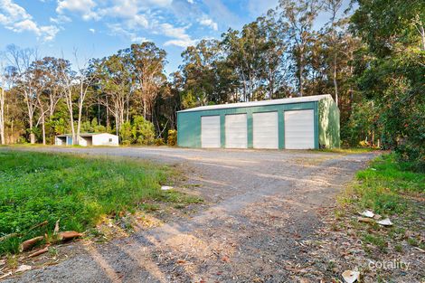 445 Connection Rd, Mooloolah Valley, QLD 4553