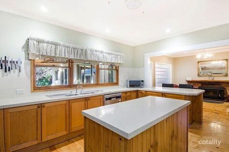 Property photo of 28 Mortlake Road Warrnambool VIC 3280
