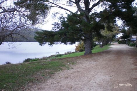 10 Eildon Rd, Eildon, VIC 3713