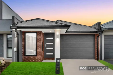 30 Huntingfield St, Thornhill Park, VIC 3335