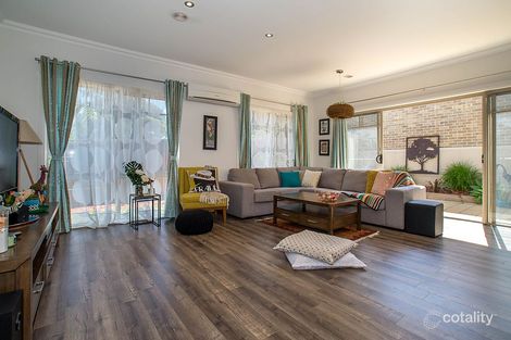 Property photo of 2/15 Haering Road Boronia VIC 3155