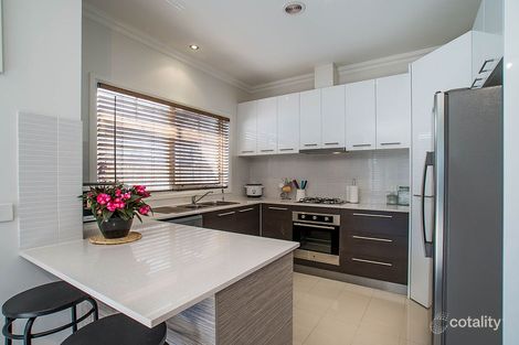 Property photo of 2/15 Haering Road Boronia VIC 3155
