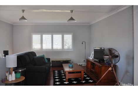 Property photo of 17 Albatross Road Berkeley Vale NSW 2261