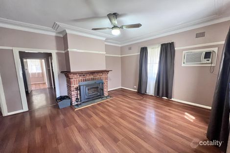 Property photo of 31 Vera Street South Tamworth NSW 2340