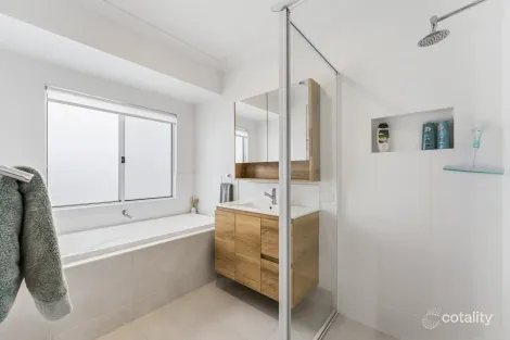 Property photo of 53 Mungana Circuit Smithfield QLD 4878