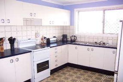 Property photo of 13 Benjamin Street Mount Lofty QLD 4350