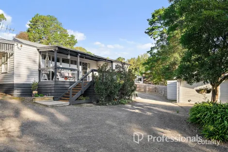 11 Borang Ave, Mount Evelyn, VIC 3796