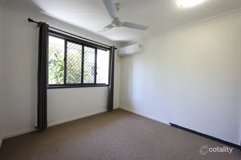 Property photo of 23 Cherryfield Road Gracemere QLD 4702