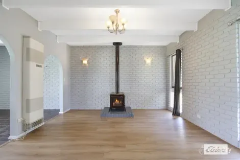 Property photo of 125 Pell Street Howlong NSW 2643