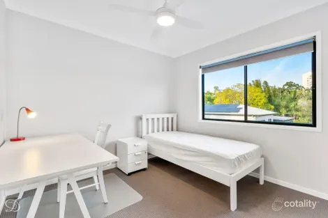 18 Hoogley St, West End, QLD 4101