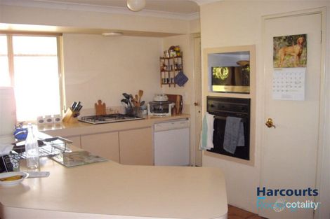 Property photo of 18 Kongal Heights Leda WA 6170