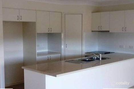 Property photo of 18 Angourie Crescent Pacific Pines QLD 4211