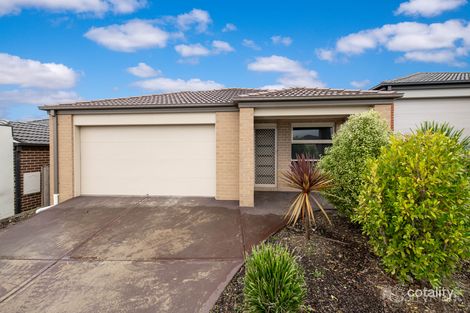 Property photo of 21 Cascade Way Pakenham VIC 3810