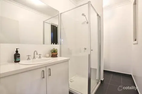 Property photo of 3/18 Wattletree Road Ferntree Gully VIC 3156