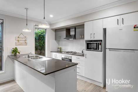 Property photo of 8 Buxton Avenue Yarrabilba QLD 4207
