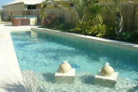 5 Oyster Ct, Twin Waters, QLD 4564