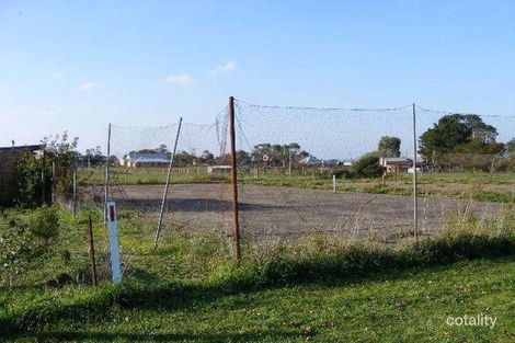 25 Glenn St, Warrion, VIC 3249