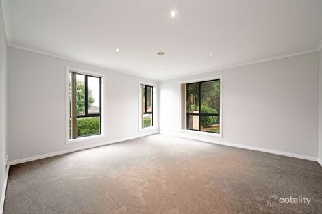 Property photo of 4 Wenlock Street Amaroo ACT 2914