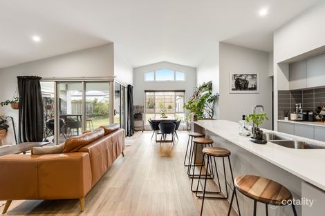 Property photo of 17 Webcke Crescent Kleinton QLD 4352