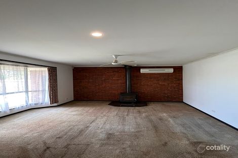 Property photo of 15 Eileen Court Werribee VIC 3030
