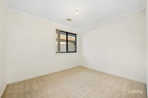 Property photo of 12/23 Carstairs Circuit Amaroo ACT 2914