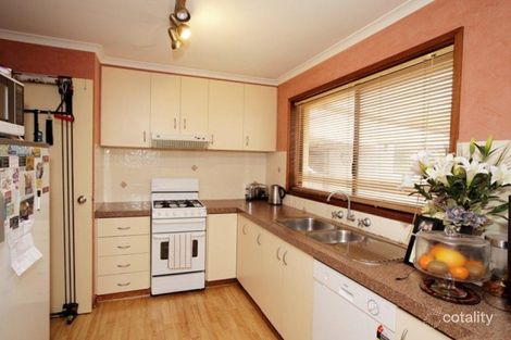 Property photo of 15 Crisp Drive Ashmont NSW 2650