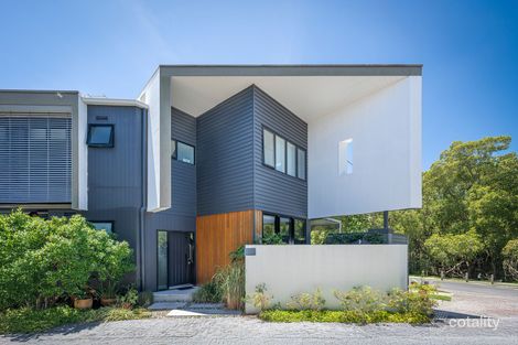 Property photo of 3/33 Parkside Circuit Hamilton QLD 4007