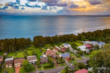 Property photo of 195 Lakedge Avenue Berkeley Vale NSW 2261