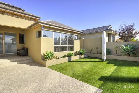 Property photo of 16 Ragamuffin Point Halls Head WA 6210