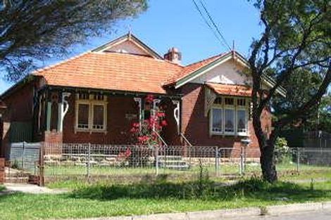 36 Waratah St, Canterbury, NSW 2193