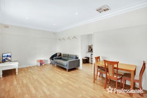 Property photo of 14 Monash Crescent Mount Austin NSW 2650