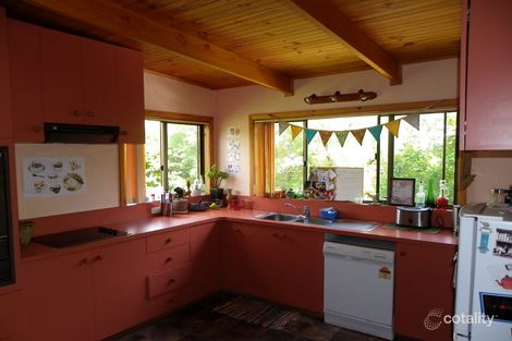 Property photo of 24 Kenelm Avenue Sisters Beach TAS 7321
