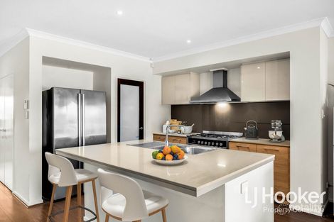 Property photo of 11 Hantlemann Lane Yarrabilba QLD 4207