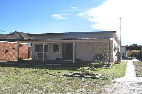 7 Leslie Ave, Lake Munmorah, NSW 2259