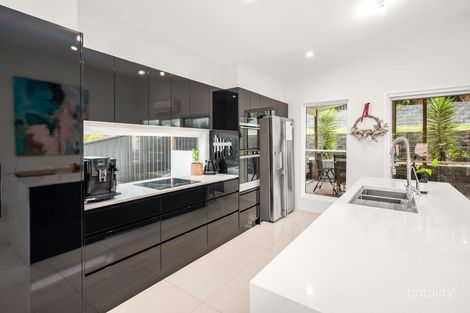 Property photo of 33 Delaware Drive Macquarie Hills NSW 2285