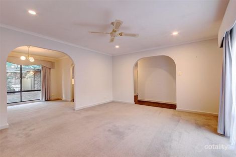 Property photo of 5 Fairbrother Drive Happy Valley SA 5159