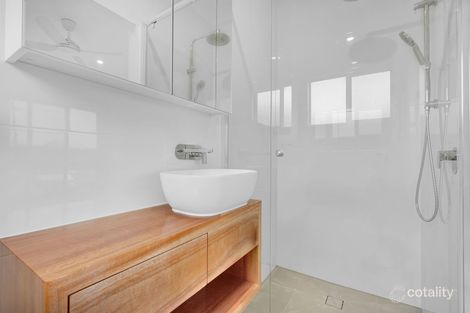 Property photo of 46 Walker Road Yorkeys Knob QLD 4878