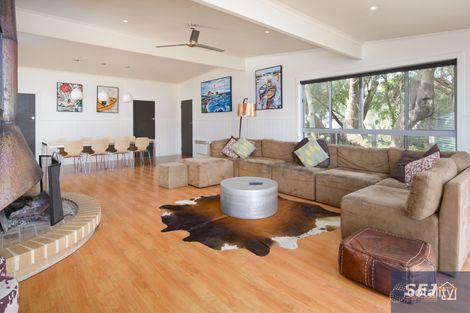 Property photo of 4 Poplar Court Sandy Point VIC 3959