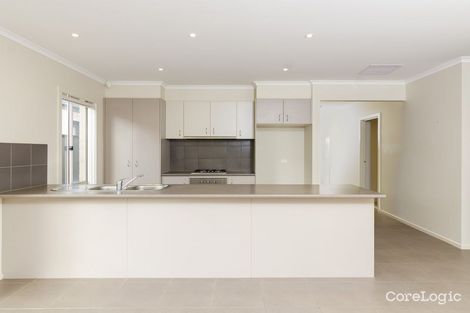 Property photo of 53 Ponsford Drive Point Cook VIC 3030