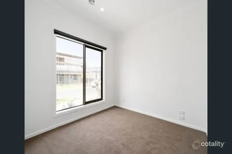 Property photo of 6 Alister Grove Tarneit VIC 3029