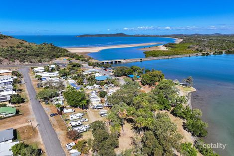 Property photo of 11 Esplanade Causeway Lake QLD 4703