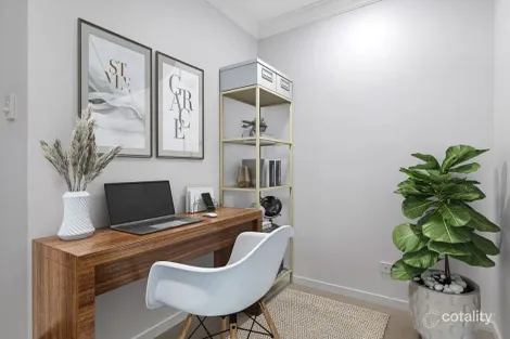 Property photo of 32 Ellabay Crescent Redland Bay QLD 4165