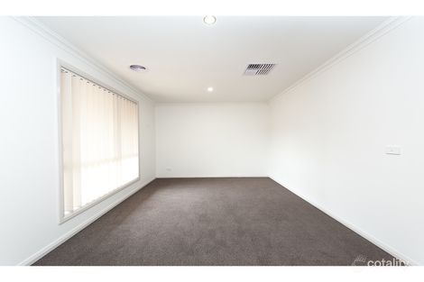 Property photo of 99 Lawson Circuit Lavington NSW 2641
