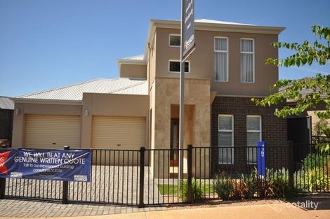 Property photo of 203B Roxburgh Crescent Blakeview SA 5114