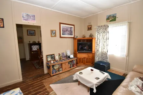 Property photo of 54 Apsley Crescent Mumbil NSW 2820