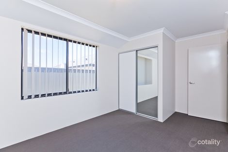 Property photo of 24 Mayali Bend Banksia Grove WA 6031
