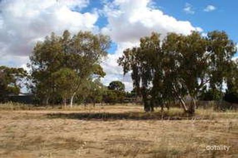 17 Harling St, Merredin, WA 6415