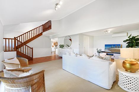 Property photo of 14 Kingsway Drive Molendinar QLD 4214