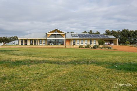 325 Mitchell Rd, Benger, WA 6223