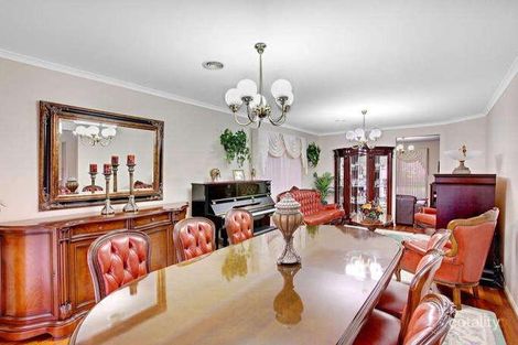 Property photo of 38 Hillrise Court Mill Park VIC 3082